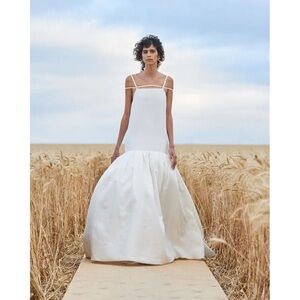 JACQUEMUS
L'AMOUR Linen Flare Weeding Gown US12 FR44 Dropped
Waist